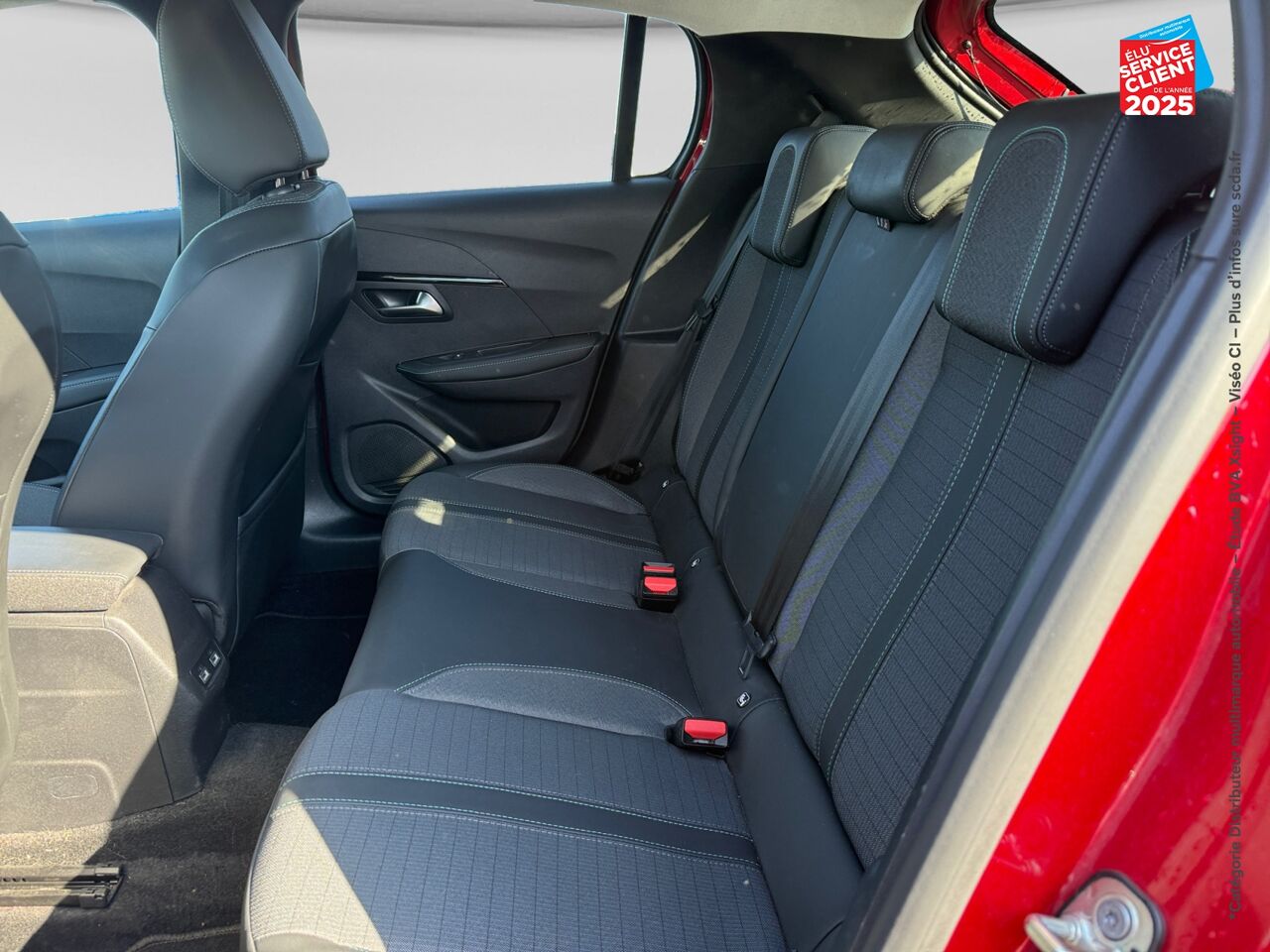 Véhicule d'occasion PEUGEOT 208 1.2 PURETECH 100CH S/S ALLURE 118G GPS RADAR AR CARPLAY chez Toyota Thionville