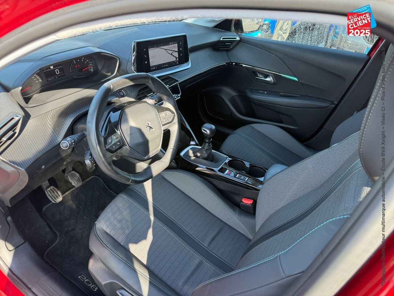 Véhicule d'occasion PEUGEOT 208 1.2 PURETECH 100CH S/S ALLURE 118G GPS RADAR AR CARPLAY chez Toyota Thionville