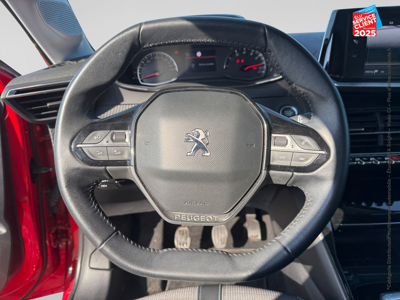 Véhicule d'occasion PEUGEOT 208 1.2 PURETECH 100CH S/S ALLURE 118G GPS RADAR AR CARPLAY chez Toyota Thionville