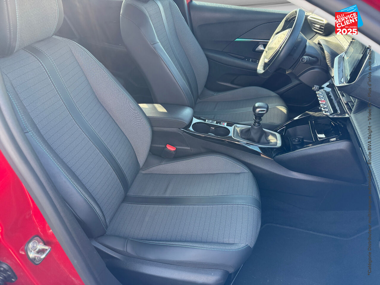 Véhicule d'occasion PEUGEOT 208 1.2 PURETECH 100CH S/S ALLURE 118G GPS RADAR AR CARPLAY chez Toyota Thionville