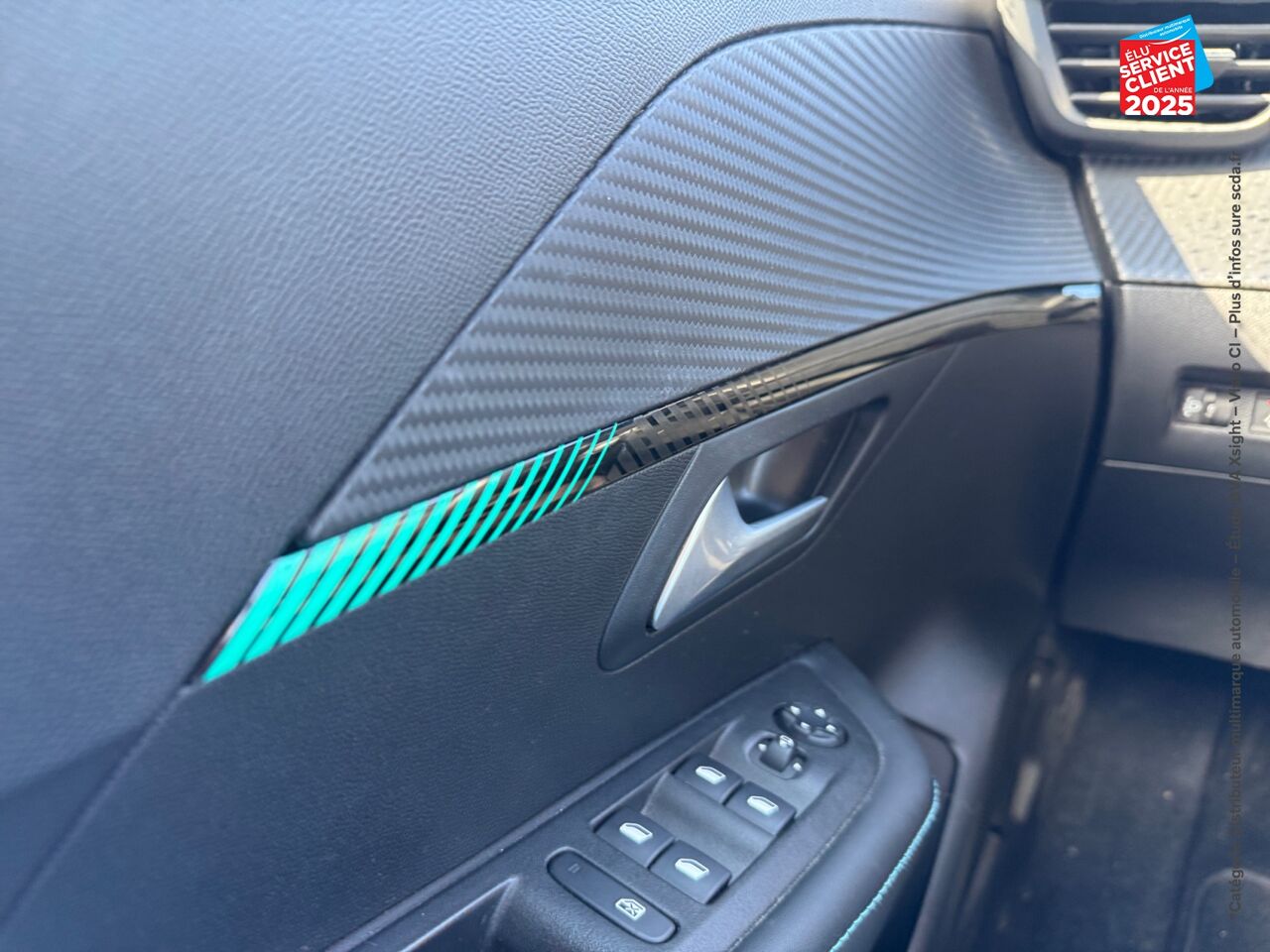 Véhicule d'occasion PEUGEOT 208 1.2 PURETECH 100CH S/S ALLURE 118G GPS RADAR AR CARPLAY chez Toyota Thionville