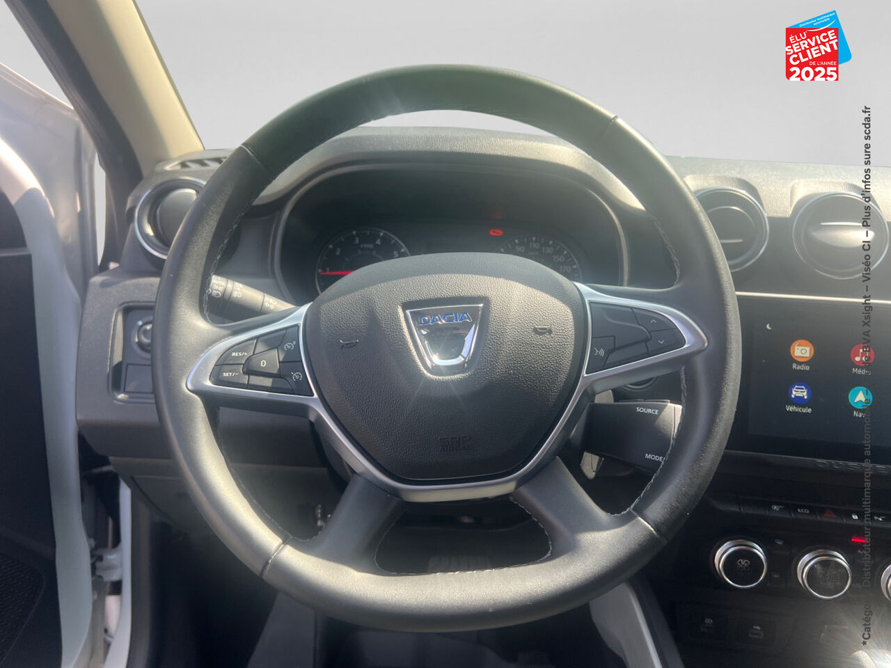 Véhicule d'occasion DACIA DUSTER 1.3 TCE 150CH FAP PRESTIGE 4X2 E6U CAMERA chez Peugeot Hirson