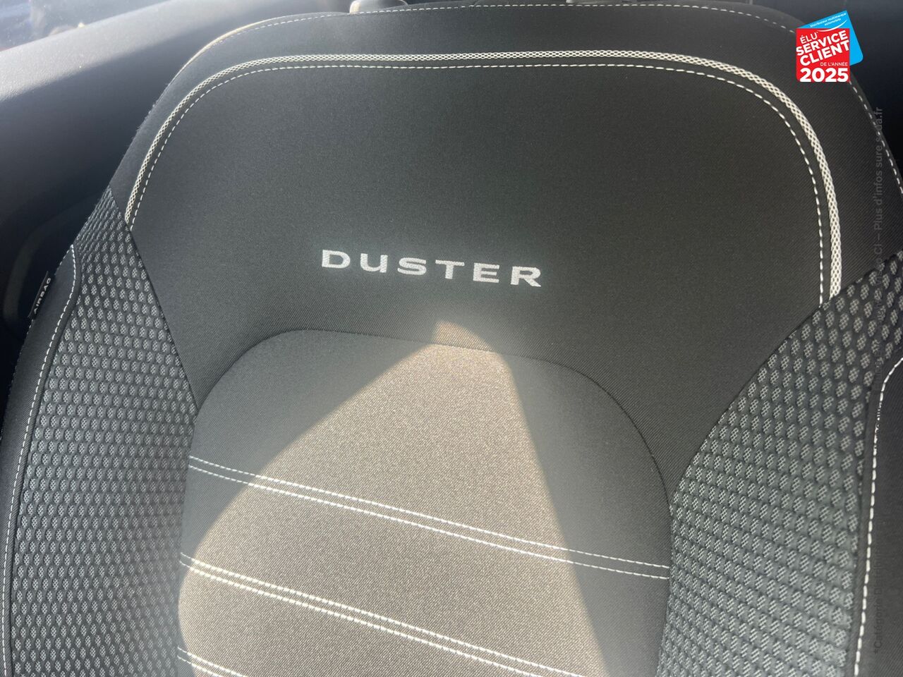 Véhicule d'occasion DACIA DUSTER 1.3 TCE 150CH FAP PRESTIGE 4X2 E6U CAMERA chez Peugeot Hirson