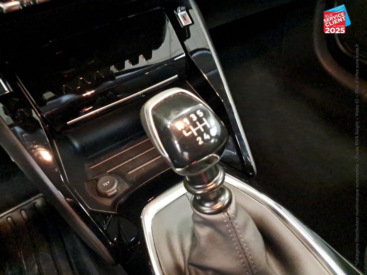 Véhicule d'occasion PEUGEOT 208 1.2 PURETECH 100CH S/S ALLURE CAMERA CARPLAY chez Toyota Thionville