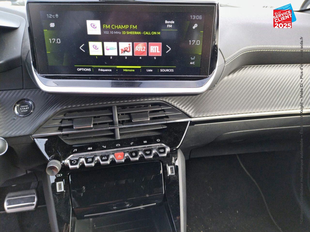 Véhicule d'occasion PEUGEOT 208 1.2 PURETECH 130CH S/S GT LINE EAT8 7CV GPS chez Renault Saint-Louis
