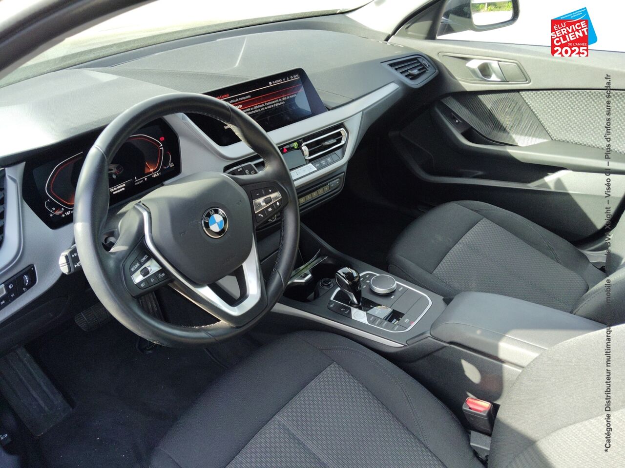 Véhicule d'occasion BMW SERIE 1 118IA 136CH EDITION M DESIGN DKG7 GPS CAMERA chez BMW Dole