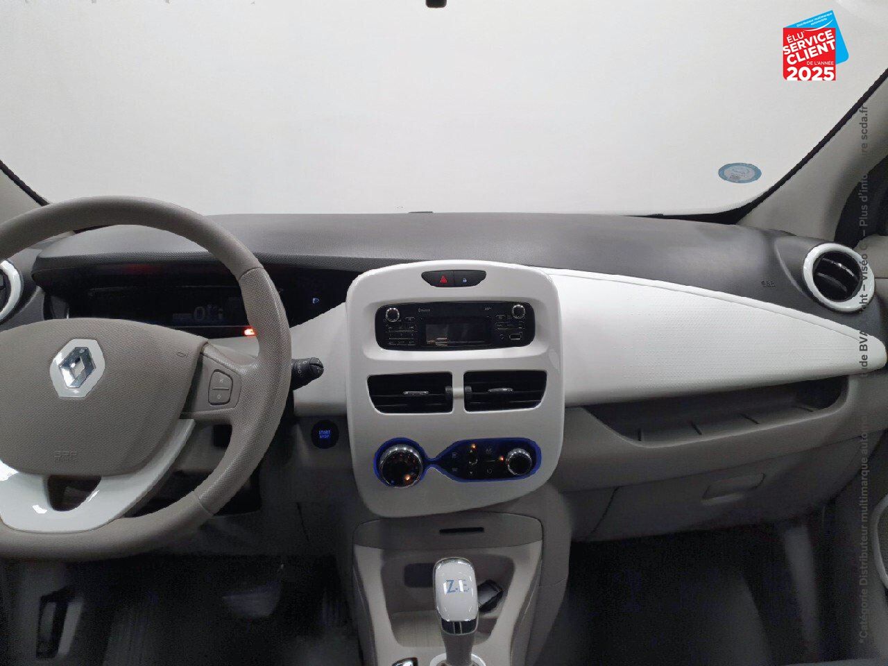 Véhicule d'occasion RENAULT ZOE CITY CHARGE NORMALE R90 chez Opel Verdun