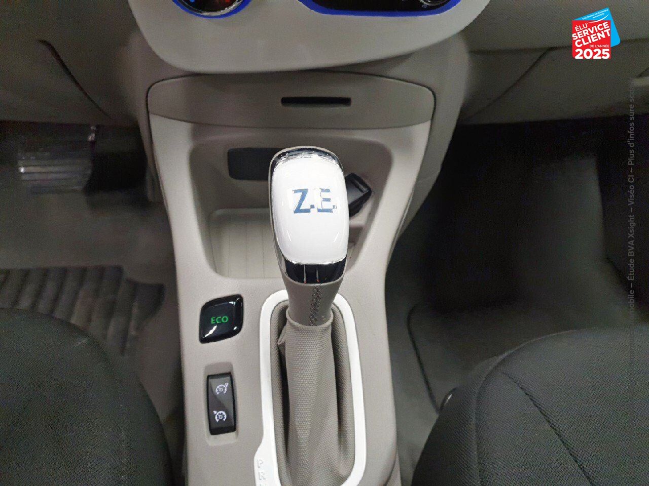 Véhicule d'occasion RENAULT ZOE CITY CHARGE NORMALE R90 chez Opel Verdun