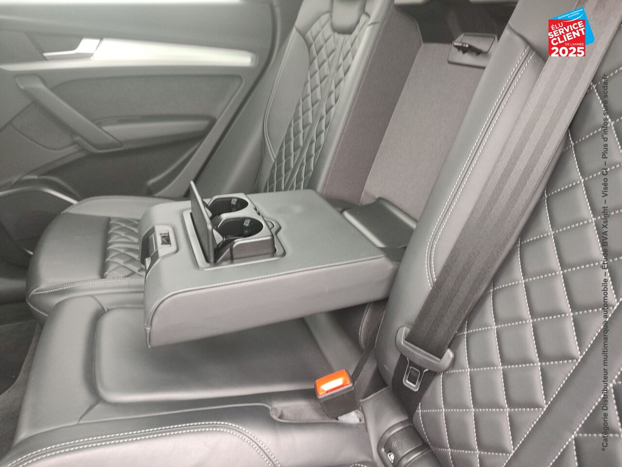 Véhicule d'occasion AUDI Q5 35 TDI MILD HYBRID 163CH S LINE S TRONIC 7 chez Toyota Verdun