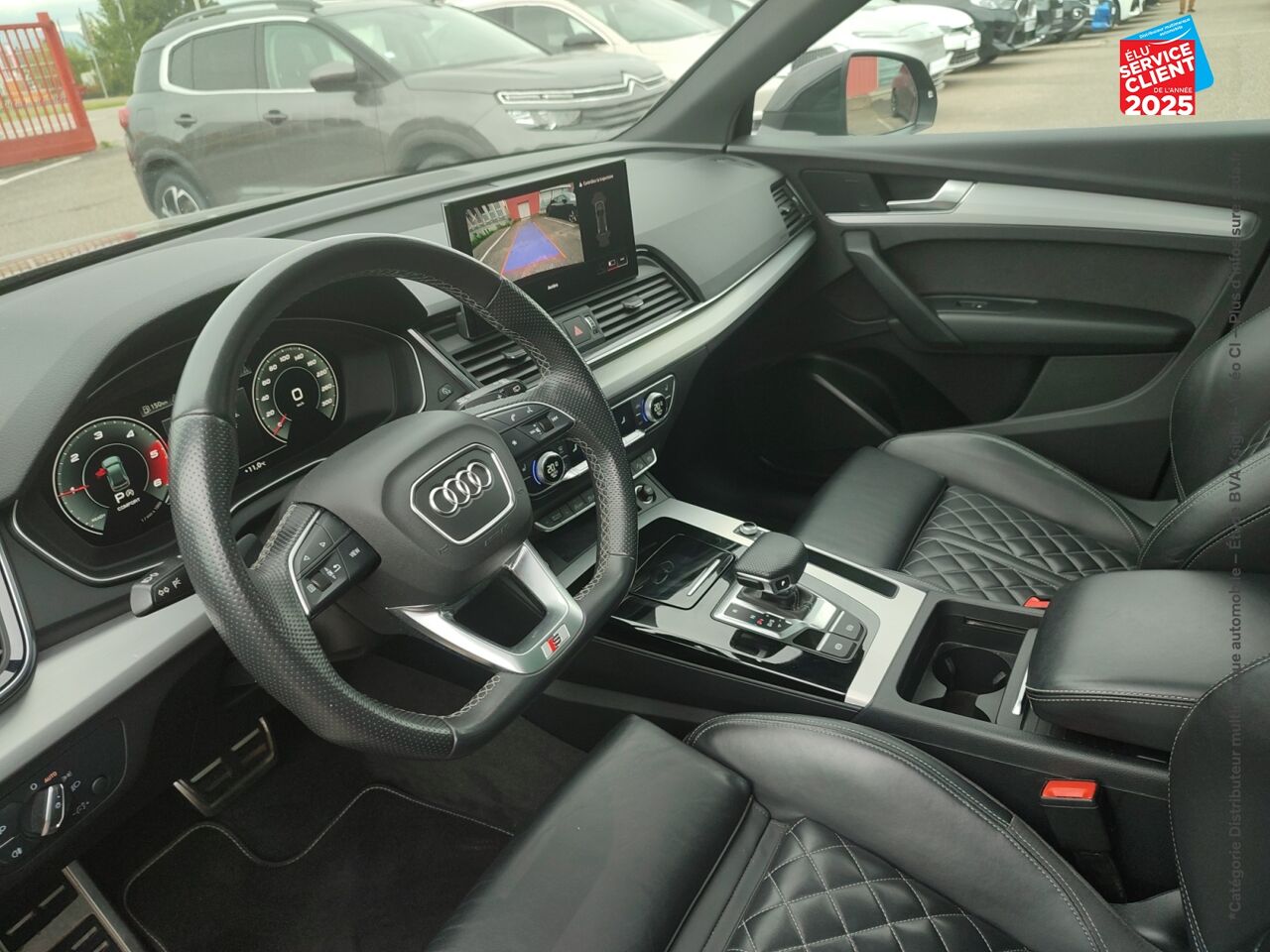 Véhicule d'occasion AUDI Q5 35 TDI MILD HYBRID 163CH S LINE S TRONIC 7 chez Toyota Verdun
