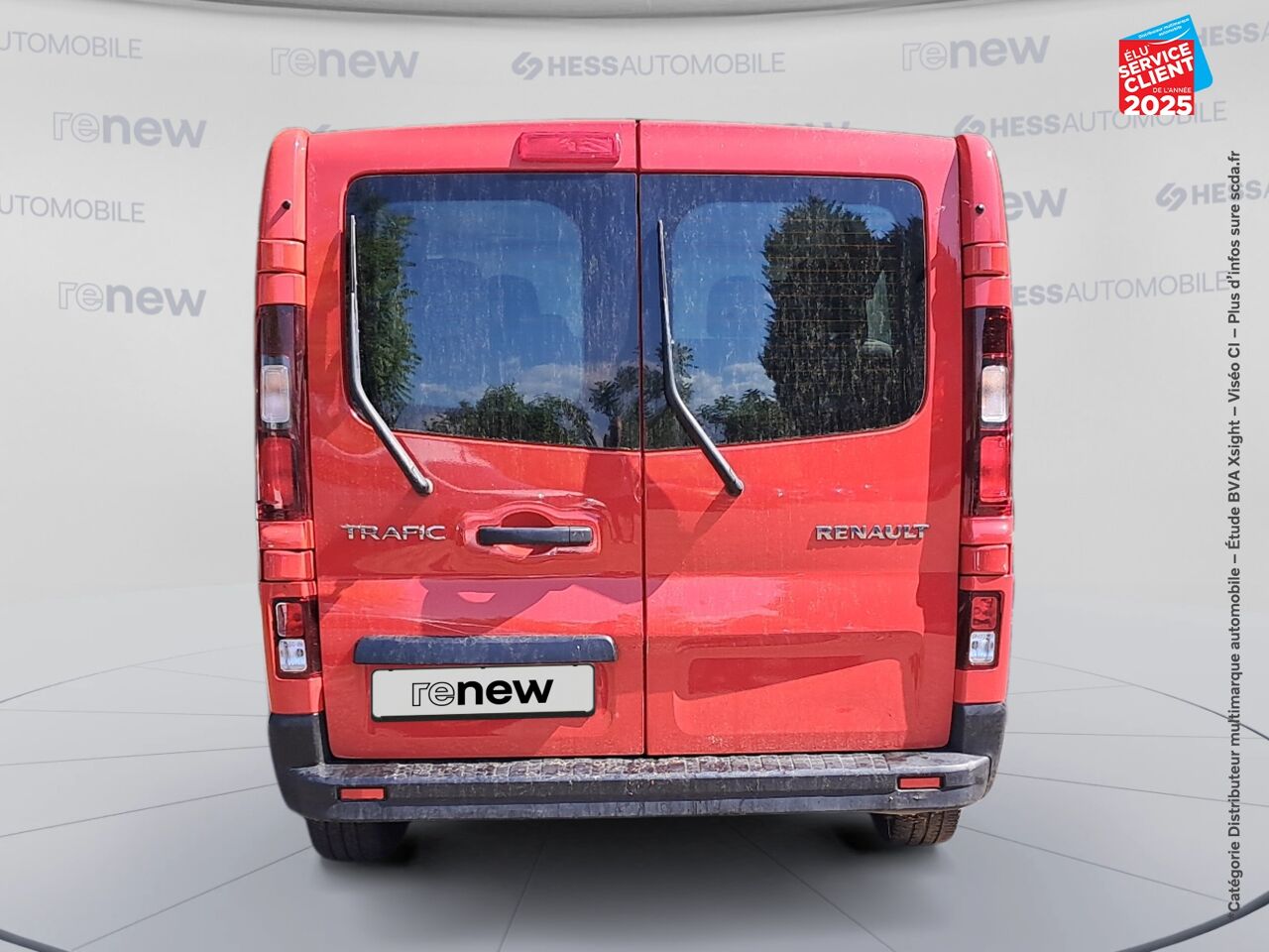 Véhicule d'occasion RENAULT TRAFIC COMBI L1 2.0 DCI 120CH S/S ZEN 8 PLACES chez Renault Colmar