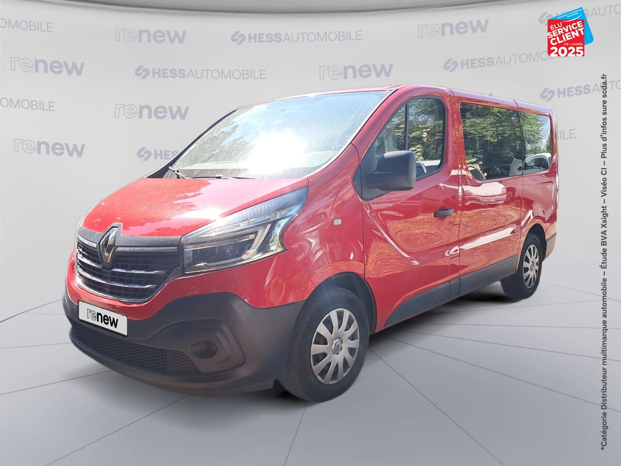 Véhicule d'occasion RENAULT TRAFIC COMBI L1 2.0 DCI 120CH S/S ZEN 8 PLACES chez Renault Colmar