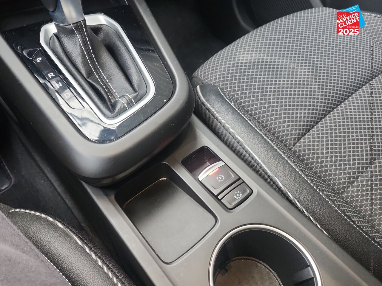 Véhicule d'occasion RENAULT ARKANA 1.3 TCE MILD HYBRID 140CH TECHNO EDC -22 chez Opel Charleville
