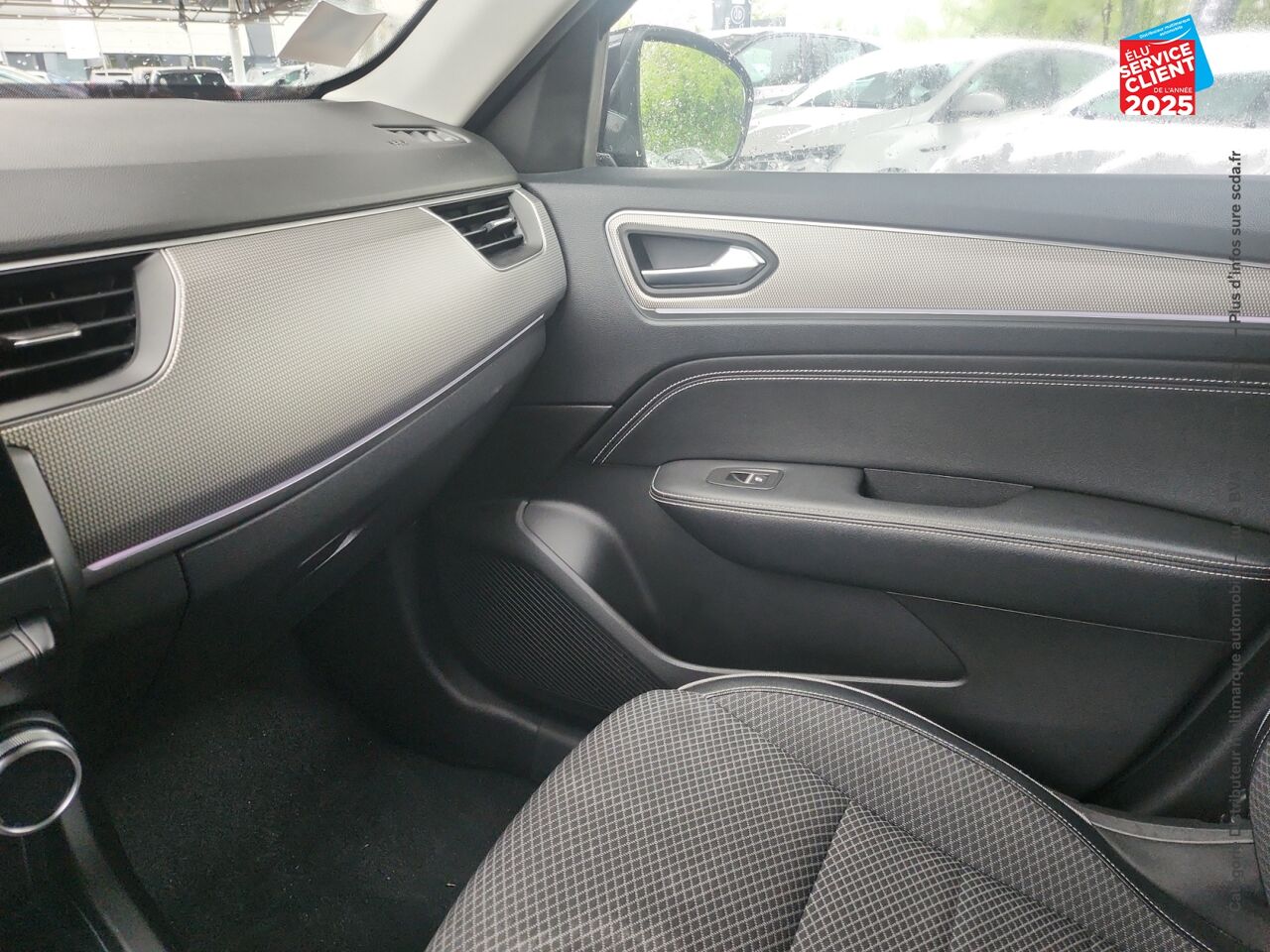 Véhicule d'occasion RENAULT ARKANA 1.3 TCE MILD HYBRID 140CH TECHNO EDC -22 chez Opel Charleville