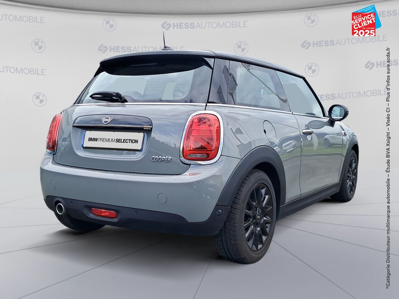 Véhicule d'occasion MINI MINI COOPER 136CH EDITION GREENWICH 115G TOUVRANT GPS CARPLAY chez BMW Pontarlier