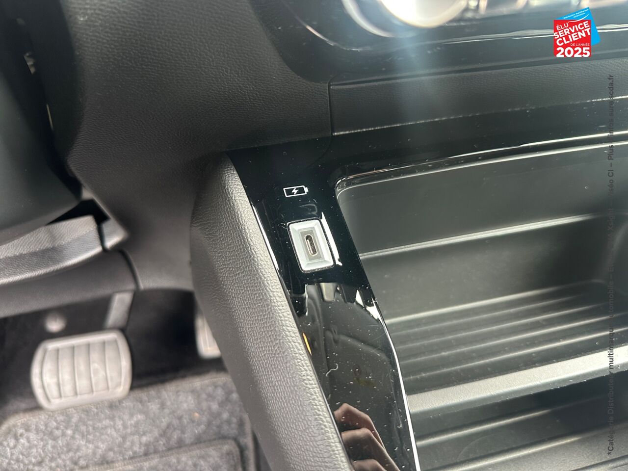 Véhicule d'occasion PEUGEOT 208 E-208 136CH STYLE RADAR AR CARPLAY chez Dacia Montbéliard