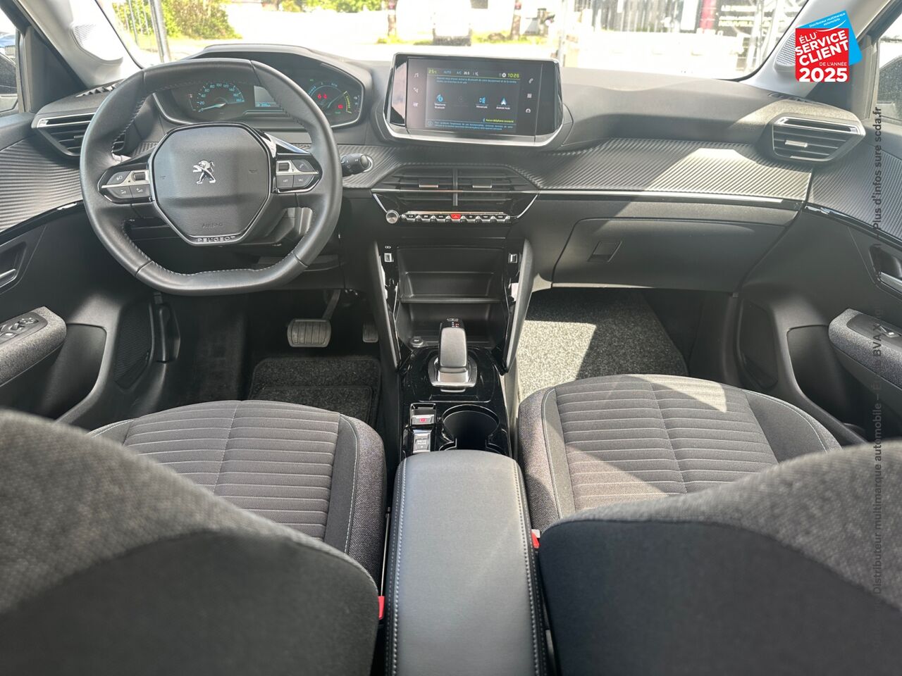 Véhicule d'occasion PEUGEOT 208 E-208 136CH STYLE RADAR AR CARPLAY chez Dacia Montbéliard