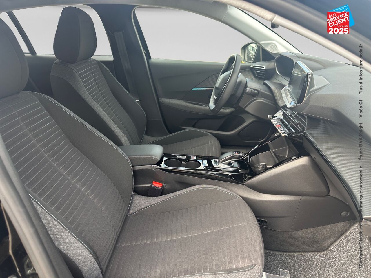 Véhicule d'occasion PEUGEOT 208 E-208 136CH STYLE RADAR AR CARPLAY chez Dacia Montbéliard