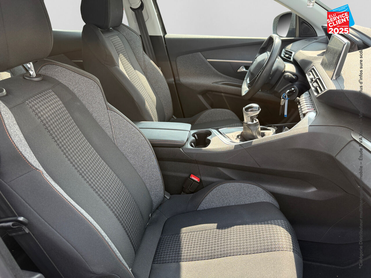Véhicule d'occasion PEUGEOT 3008 1.5 BLUEHDI 130CH E6.C ALLURE S/S 7CV GPS RADAR AR CARPLAY chez Toyota Verdun