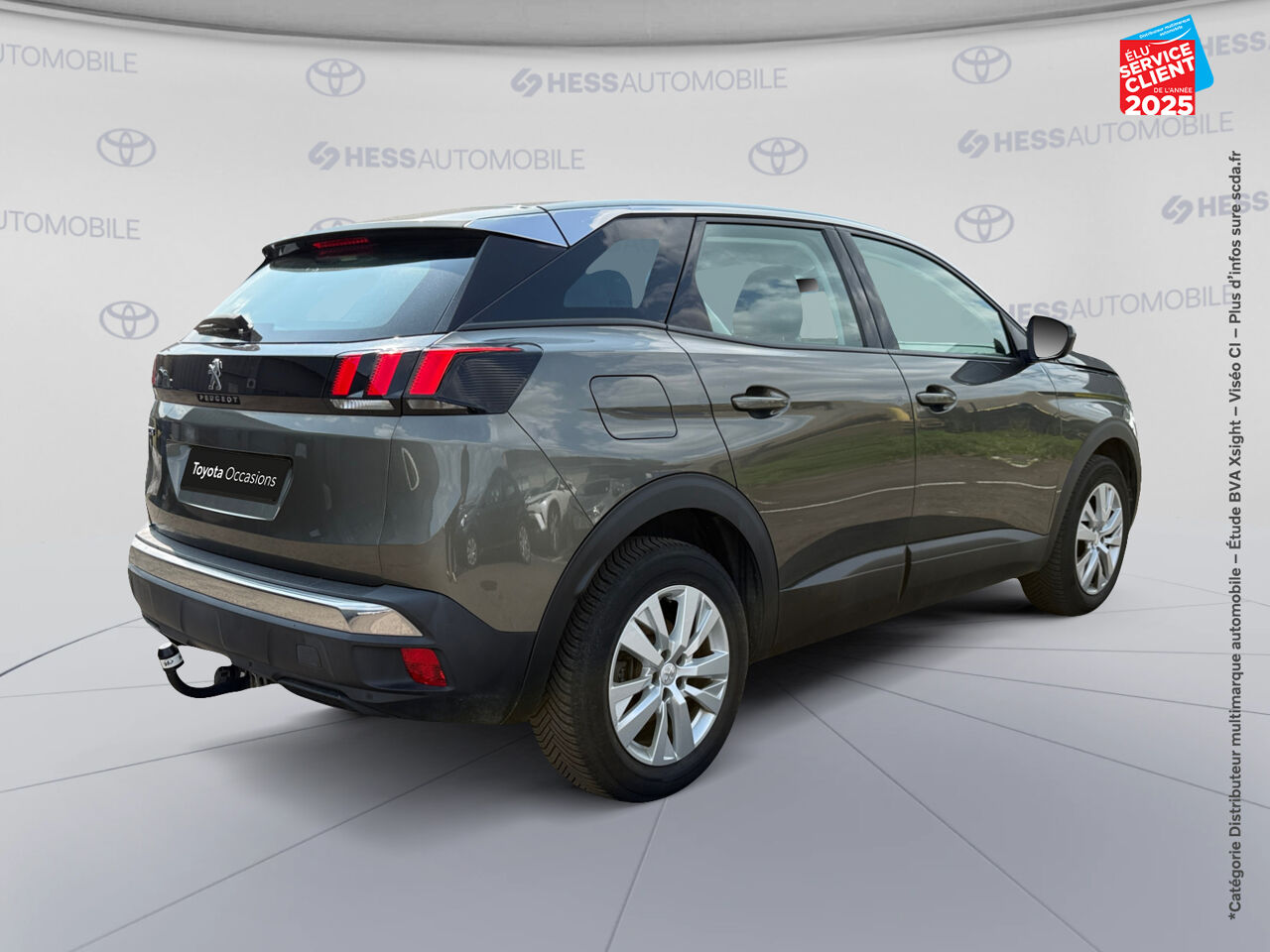 Véhicule d'occasion PEUGEOT 3008 1.5 BLUEHDI 130CH E6.C ALLURE S/S 7CV GPS RADAR AR CARPLAY chez Toyota Verdun