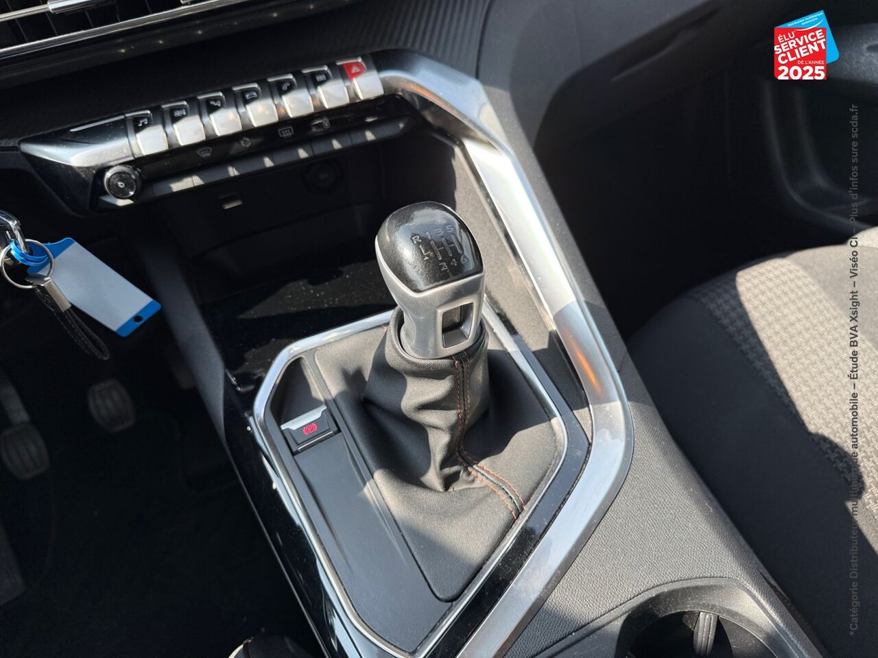 Véhicule d'occasion PEUGEOT 3008 1.5 BLUEHDI 130CH E6.C ALLURE S/S 7CV GPS RADAR AR CARPLAY chez Toyota Verdun