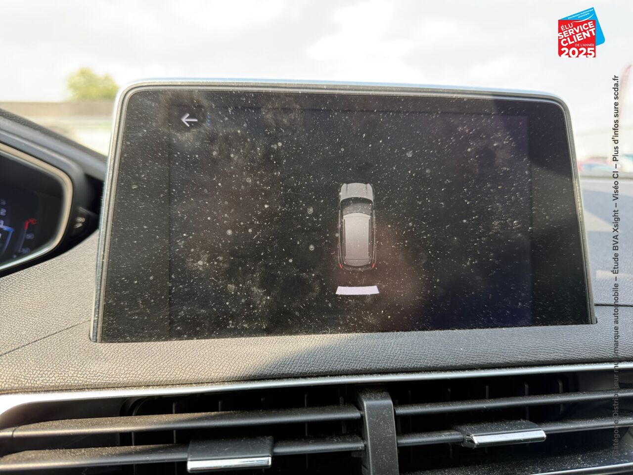 Véhicule d'occasion PEUGEOT 3008 1.5 BLUEHDI 130CH E6.C ALLURE S/S 7CV GPS RADAR AR CARPLAY chez Toyota Verdun