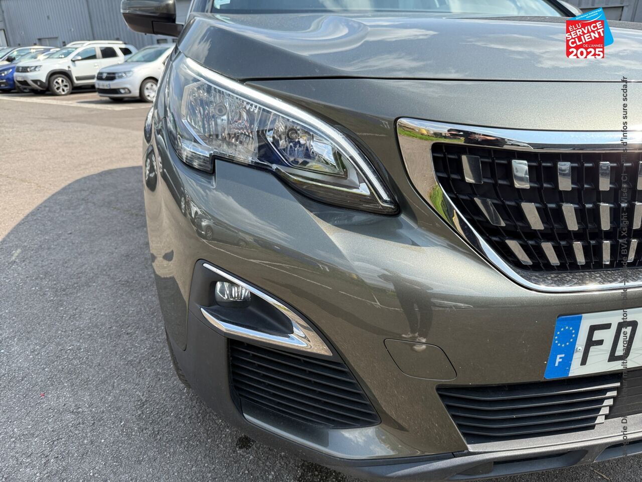 Véhicule d'occasion PEUGEOT 3008 1.5 BLUEHDI 130CH E6.C ALLURE S/S 7CV GPS RADAR AR CARPLAY chez Toyota Verdun