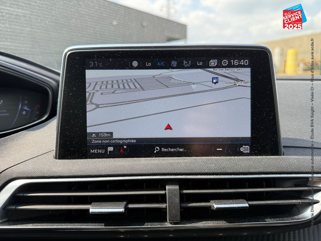 Véhicule d'occasion PEUGEOT 3008 1.5 BLUEHDI 130CH E6.C ALLURE S/S 7CV GPS RADAR AR CARPLAY chez Toyota Verdun