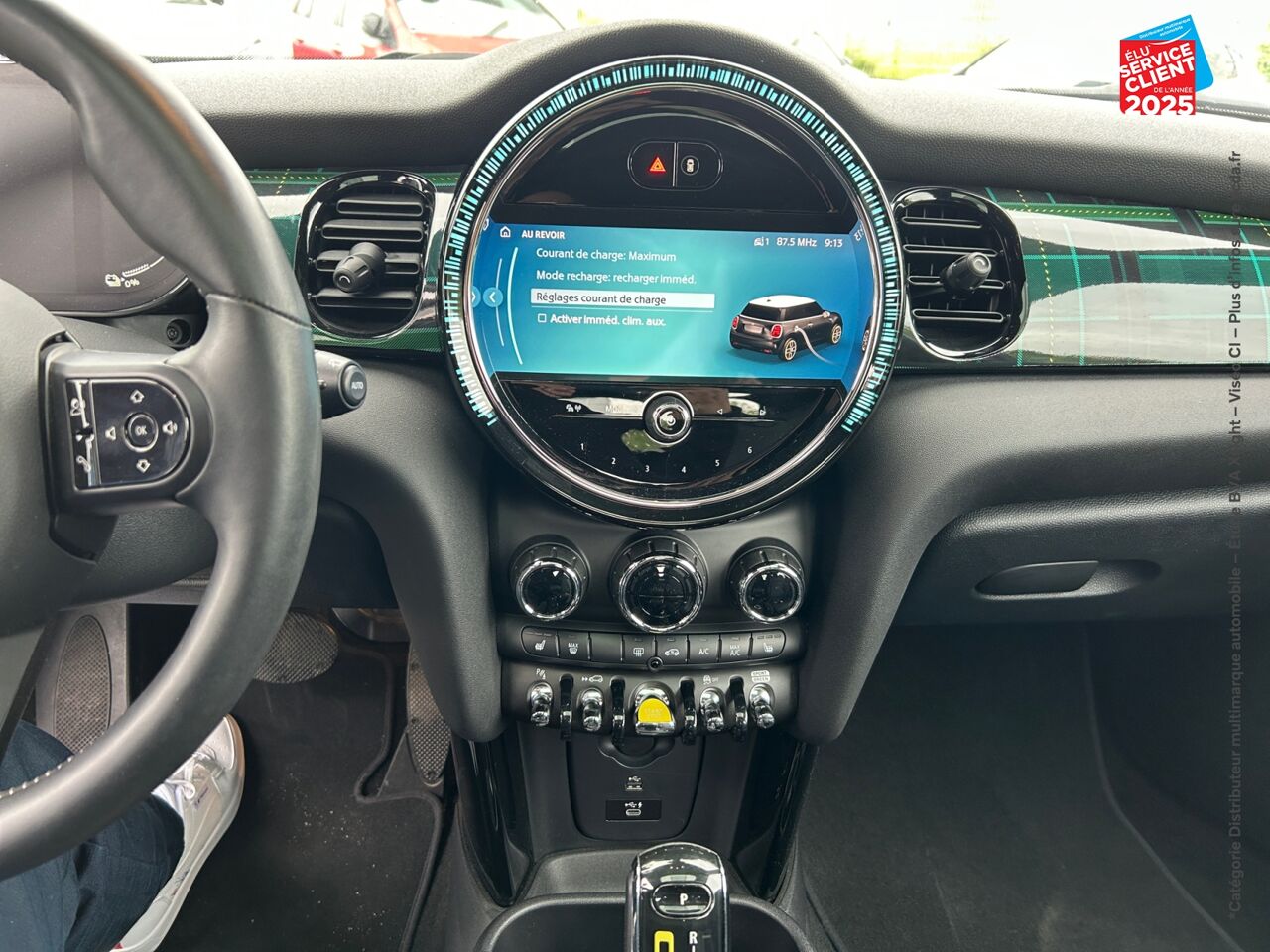 Véhicule d'occasion MINI MINI COOPER SE 184CH MOSAERT BVA chez Opel Saint-Dizier