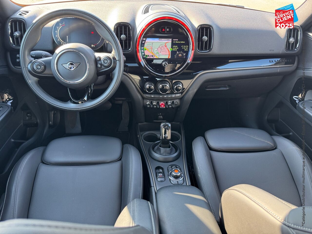 Véhicule d'occasion MINI COUNTRYMAN COOPER 136CH NORTHWOOD ALL4 BVA8 TOUVRANT SIEGES CUIR GPS CAMERA chez MINI Besançon
