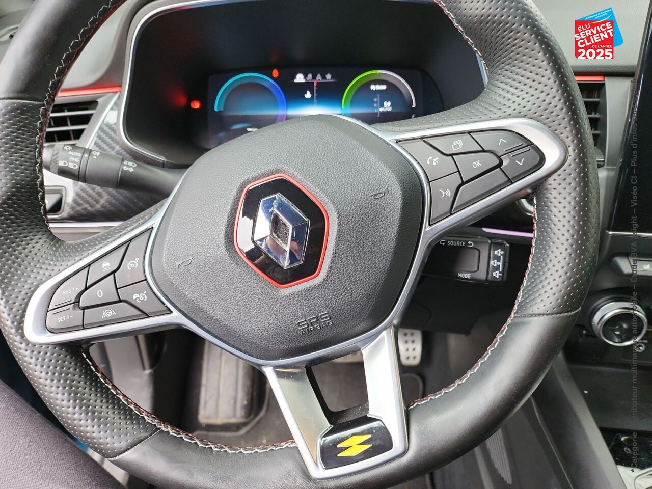 Véhicule d'occasion RENAULT ARKANA 1.6 E-TECH 145CH RS LINE -21B chez Toyota Bar le Duc