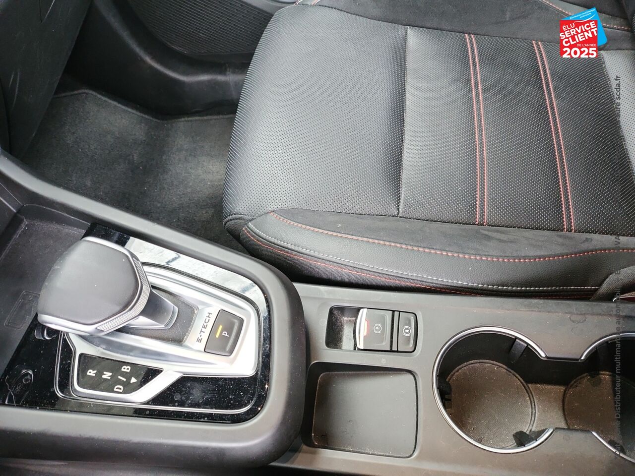 Véhicule d'occasion RENAULT ARKANA 1.6 E-TECH 145CH RS LINE -21B chez Toyota Bar le Duc