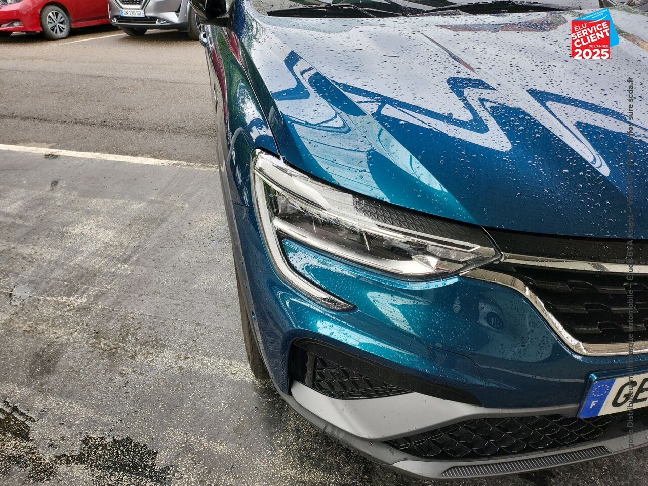 Véhicule d'occasion RENAULT ARKANA 1.6 E-TECH 145CH RS LINE -21B chez Toyota Bar le Duc