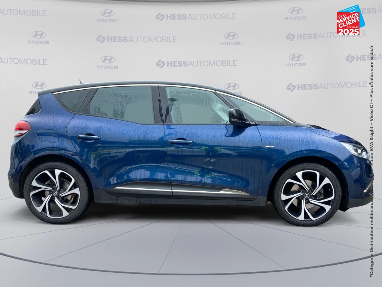 Véhicule d'occasion RENAULT SCENIC 1.7 BLUE DCI 150CH INTENS chez Nissan Belfort