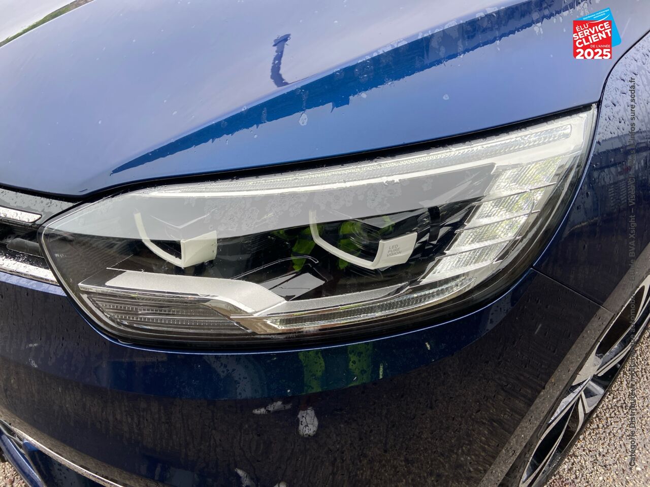 Véhicule d'occasion RENAULT SCENIC 1.7 BLUE DCI 150CH INTENS chez Nissan Belfort