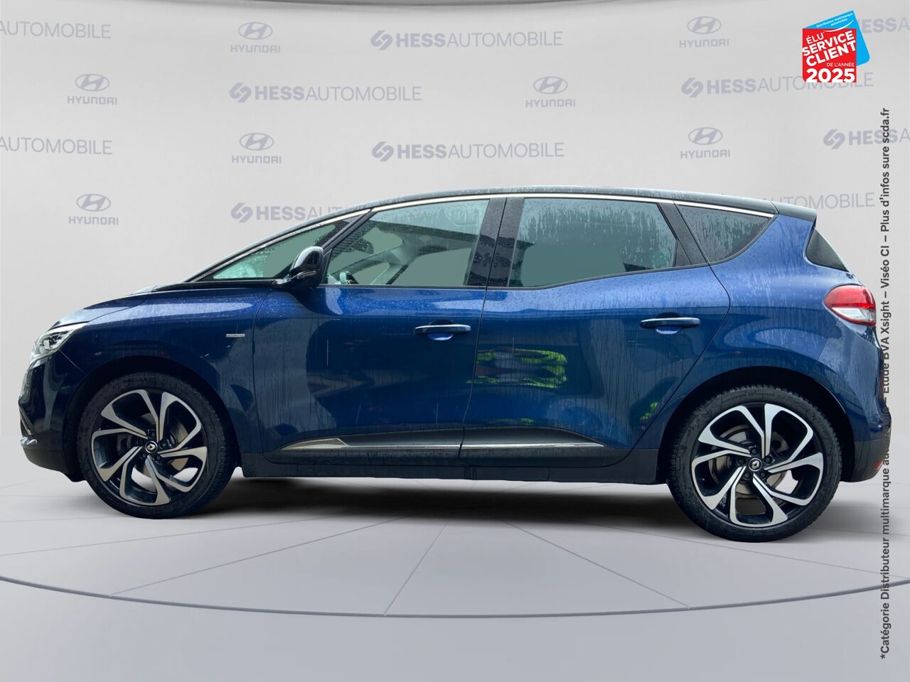 Véhicule d'occasion RENAULT SCENIC 1.7 BLUE DCI 150CH INTENS chez Nissan Belfort