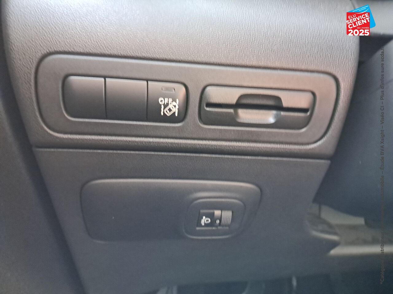 Véhicule d'occasion CITROEN C3 AIRCROSS PURETECH 110CH S/S SHINE GPS chez Dacia Strasbourg