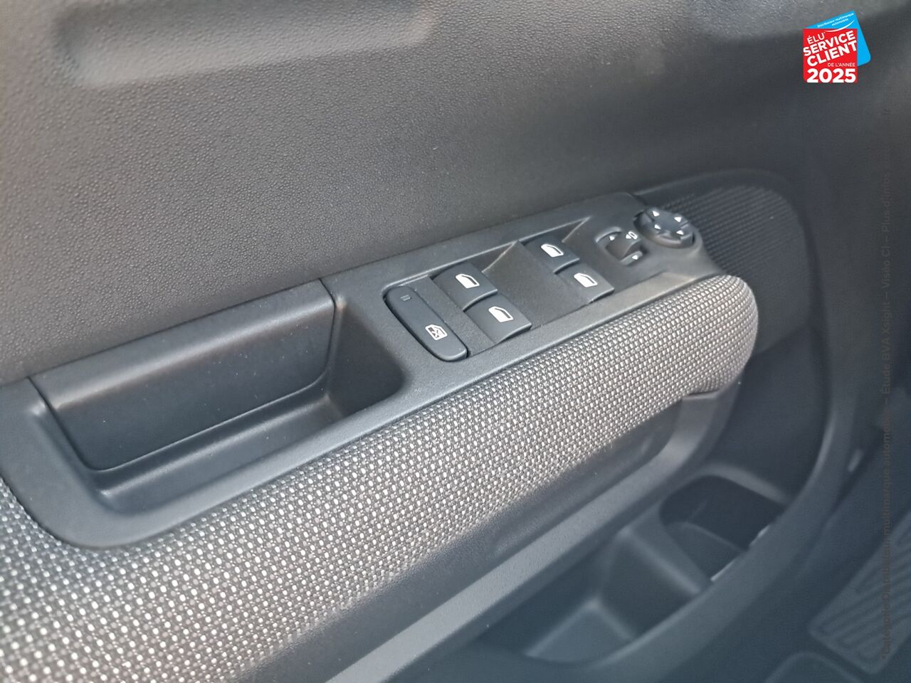 Véhicule d'occasion CITROEN C3 AIRCROSS PURETECH 110CH S/S SHINE GPS chez Dacia Strasbourg