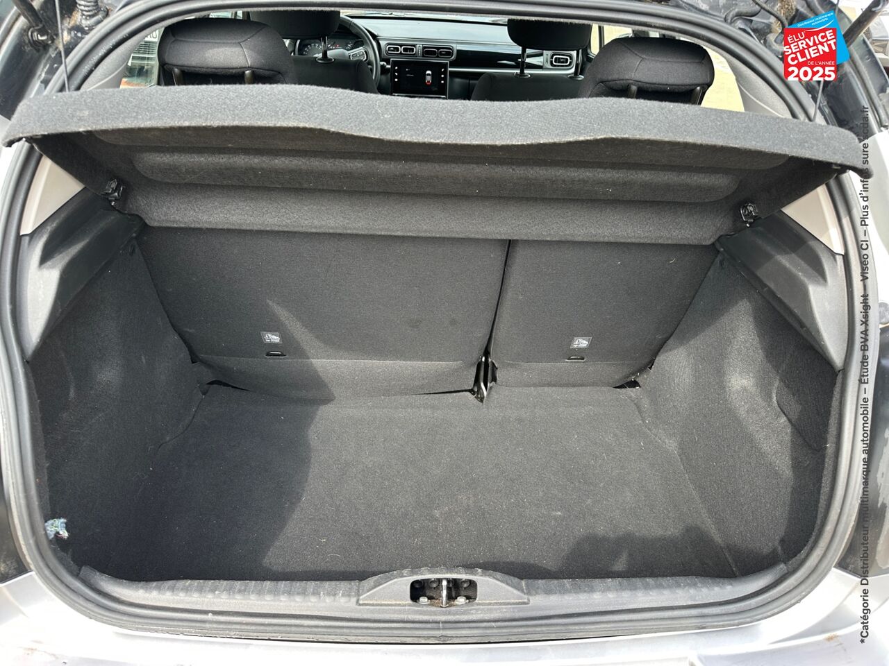 Véhicule d'occasion CITROEN C3 1.2 PURETECH 83CH S/S SHINE GPS RADAR AR chez Toyota Sarreguemines