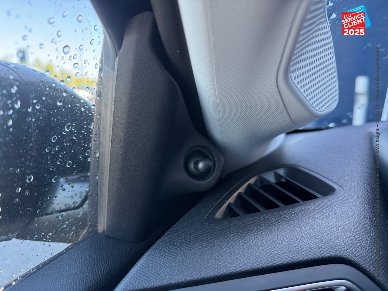 Véhicule d'occasion PEUGEOT 208 1.2 PURETECH 75CH S/S LIKE chez Renault Sélestat