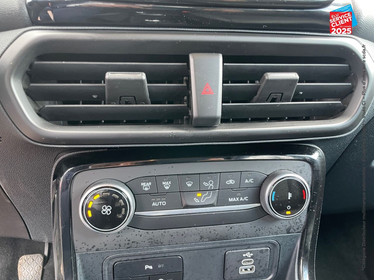 Véhicule d'occasion FORD ECOSPORT 1.0 ECOBOOST 125CH ACTIVE 6CV SIEGES CUIR CAMERA chez Toyota Thionville