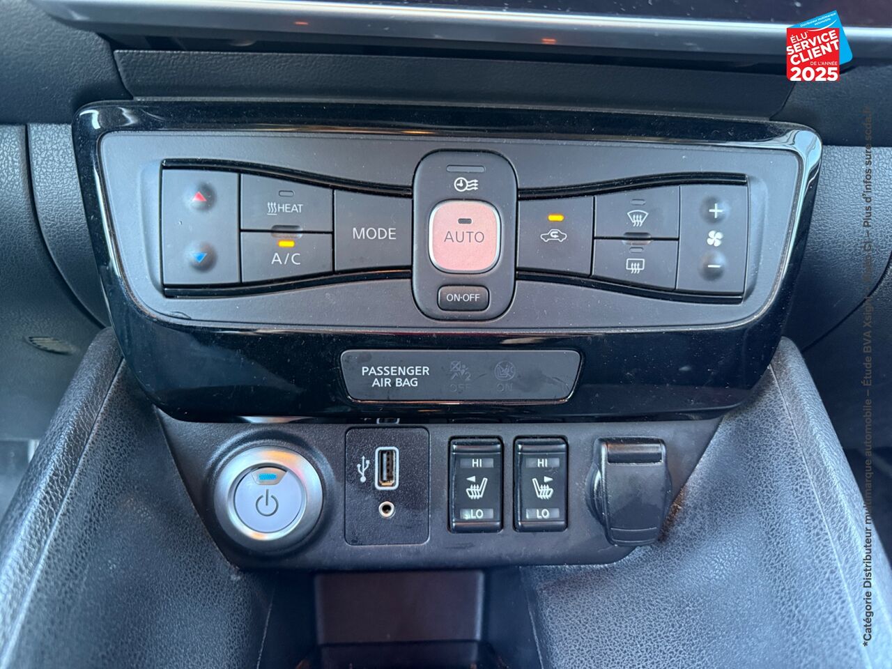 Véhicule d'occasion NISSAN LEAF 150CH 40KWH ACENTA 19.5 SIEGES CHAUF chez Toyota Saint Dizier