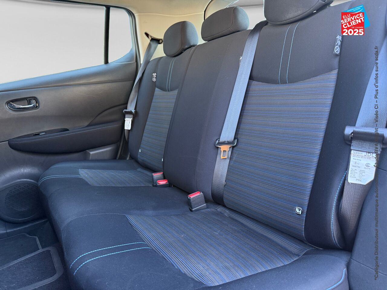Véhicule d'occasion NISSAN LEAF 150CH 40KWH ACENTA 19.5 SIEGES CHAUF chez Toyota Saint Dizier