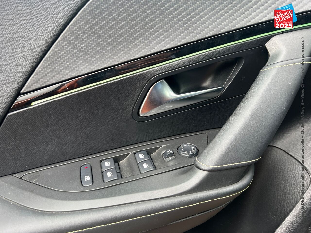 Véhicule d'occasion PEUGEOT 2008 1.2 PURETECH 130CH S/S GT LINE 124G GPS CAMERA CARPLAY chez Opel Metz