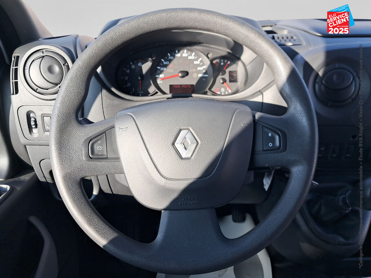 Véhicule d'occasion RENAULT MASTER FG F2800 L1H1 2.3 DCI 110CH STOP/START GRAND CONFORT EURO6 chez Primocar
