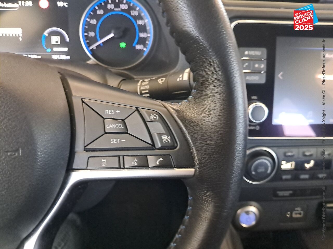 Véhicule d'occasion NISSAN LEAF 150CH 40KWH ACENTA 21.5 chez Nissan Belfort