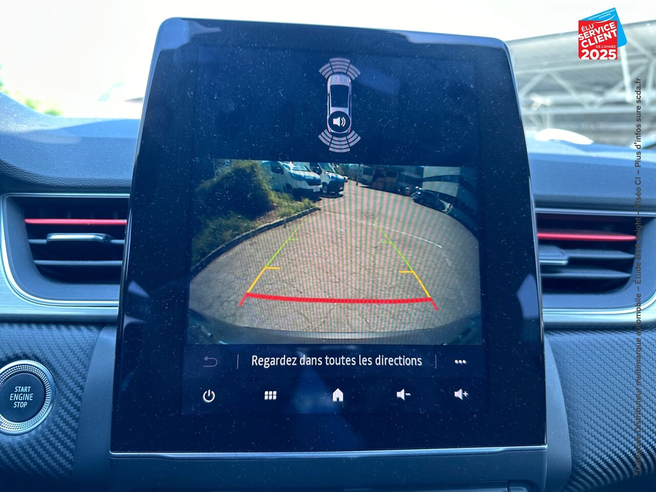 Véhicule d'occasion RENAULT CAPTUR 1.6 E-TECH HYBRIDE 145CH RS LINE CAMERA GPS chez Toyota Thionville