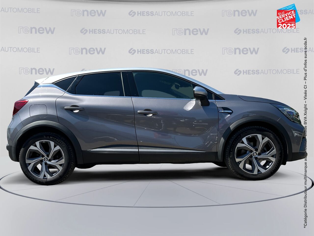 Véhicule d'occasion RENAULT CAPTUR 1.6 E-TECH HYBRIDE 145CH RS LINE CAMERA GPS chez Toyota Thionville