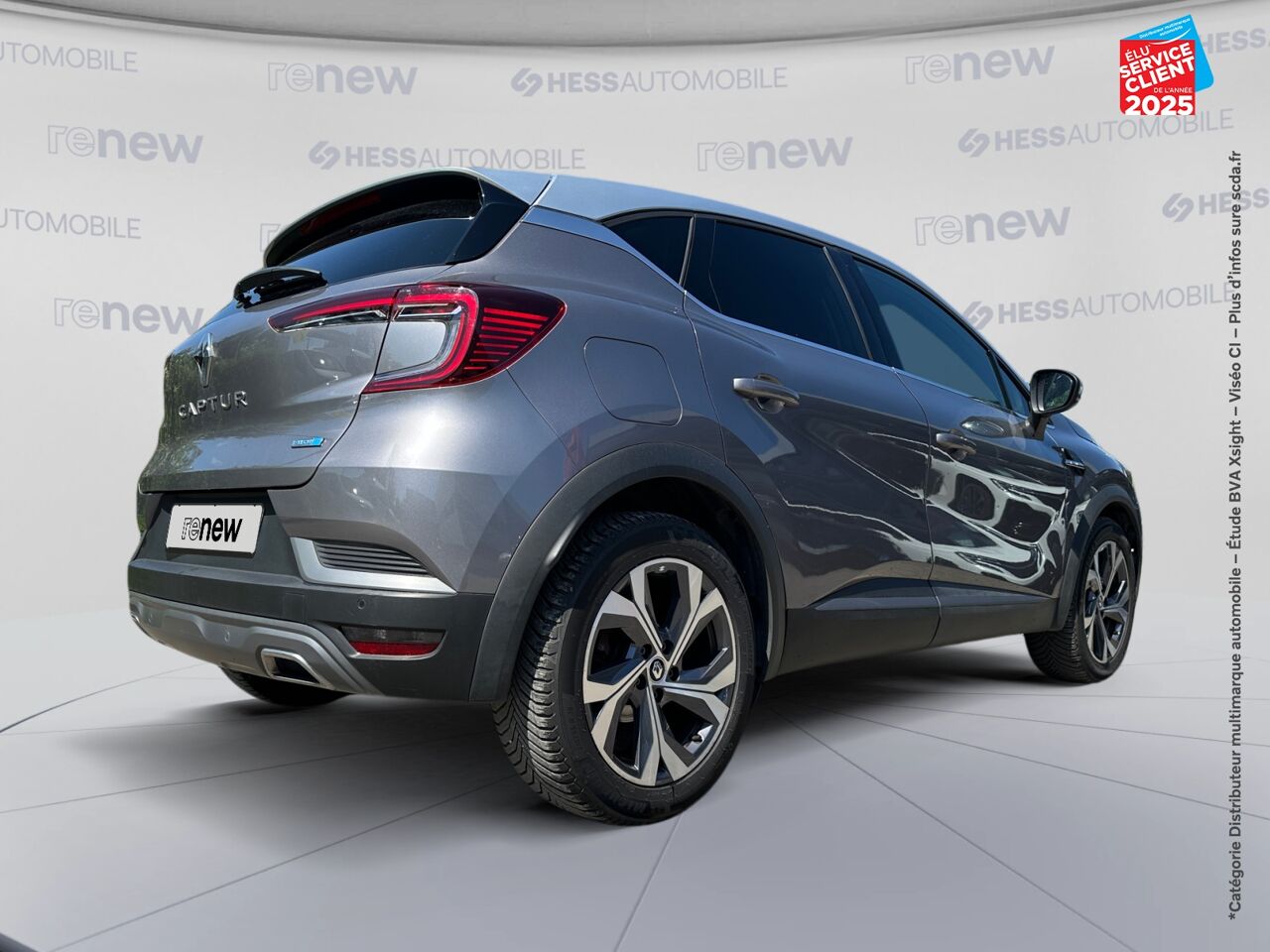 Véhicule d'occasion RENAULT CAPTUR 1.6 E-TECH HYBRIDE 145CH RS LINE CAMERA GPS chez Toyota Thionville