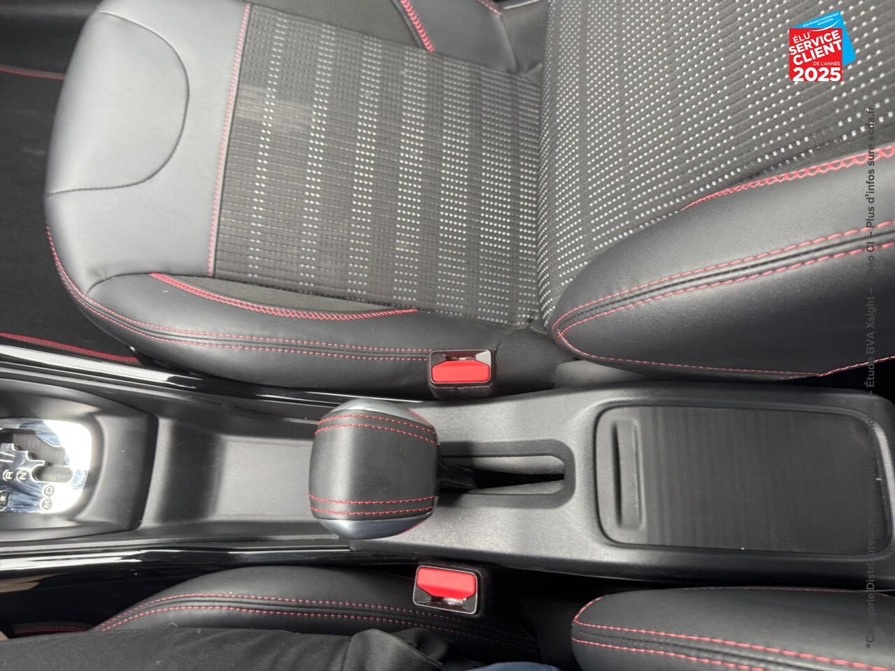 Véhicule d'occasion PEUGEOT 2008 1.2 PURETECH 110CH GT LINE S/S EAT6 CAMERA GPS chez Hyundai Reims